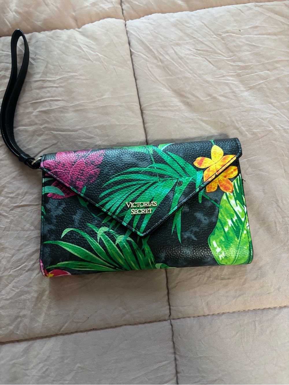 Victoria's Secret Black Tropical Floral Wristlet Clutch